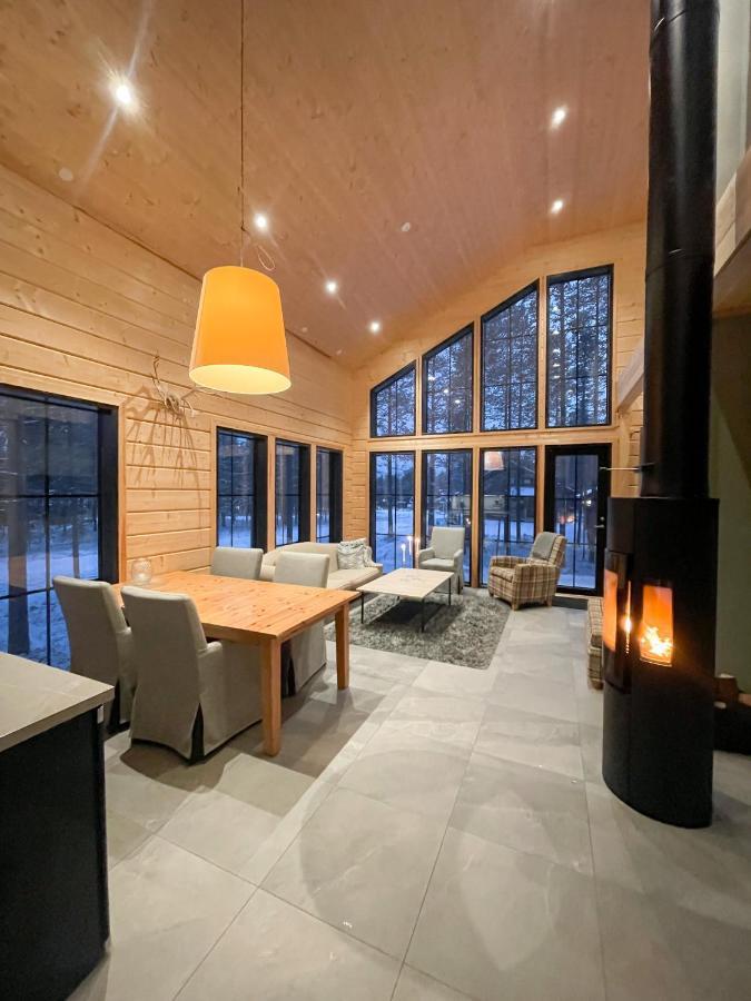 Black Work Levi Aarni Chalet *
